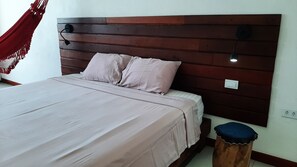 Comfort Studio Suite, 1 King Bed, Beach View | Hypo-allergenic bedding, in-room safe, desk, laptop workspace