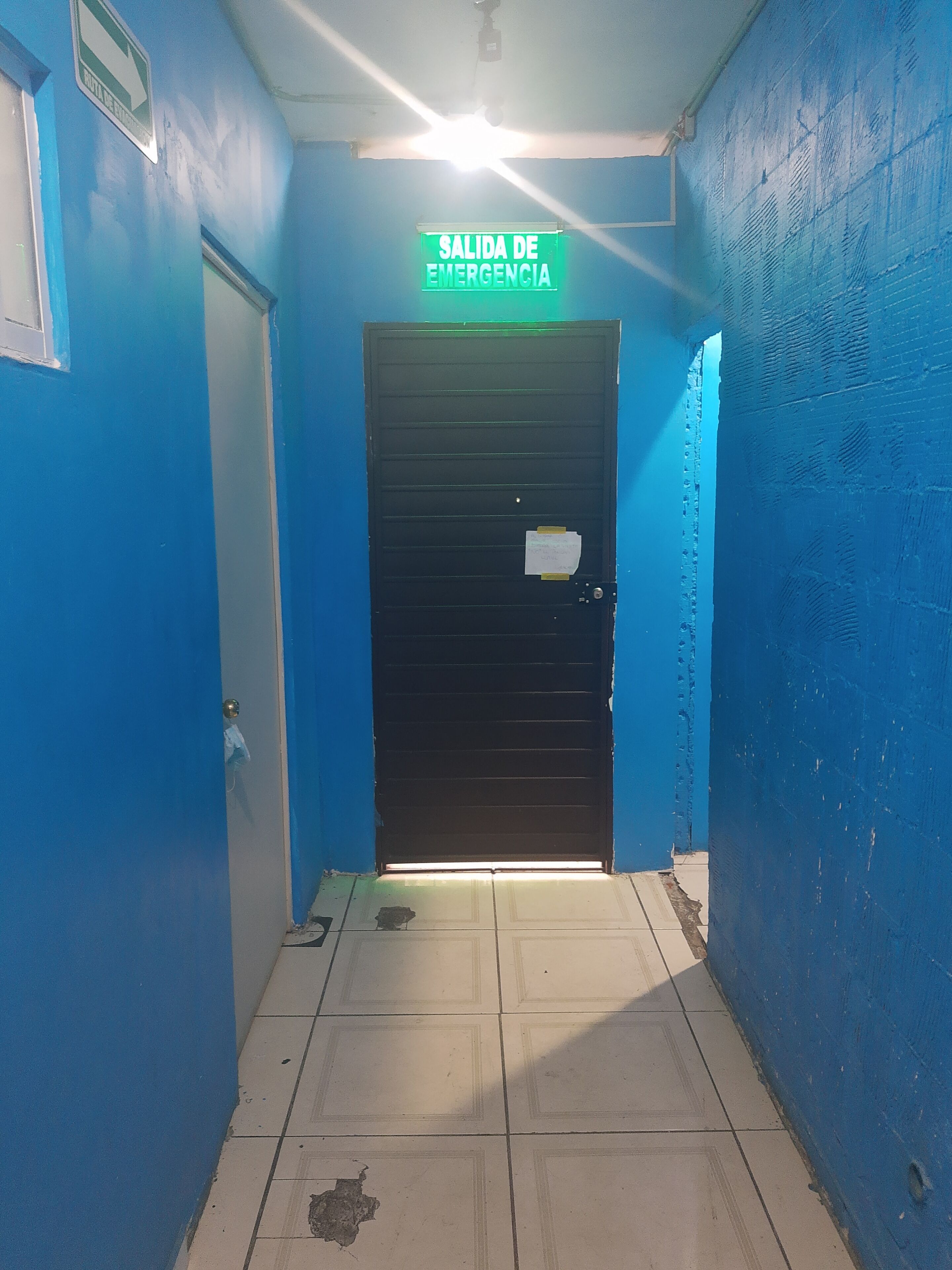 Foto - Hostal Emperador