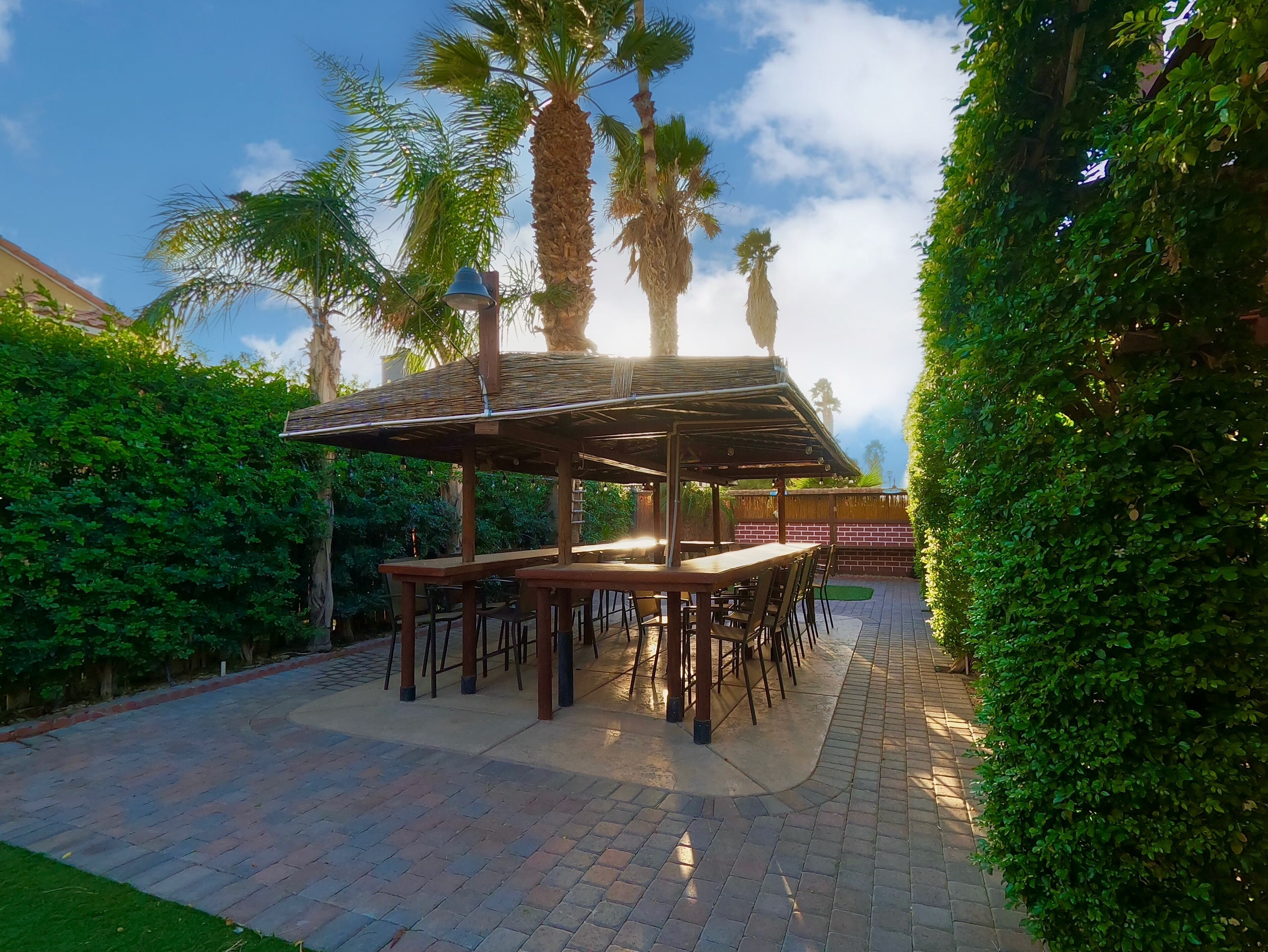 Casa Sahara — 10 minutes away from Coachella + Stagecoach Festival