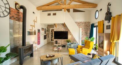 5 bedroom villa in tavel