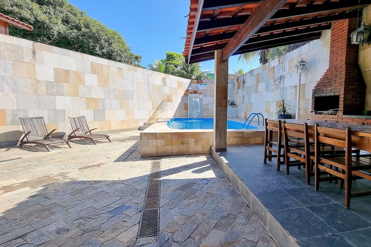 Chalet | Piscina | Una piscina cubierta