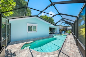 Outdoor pool, a heated pool