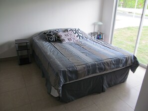 2 bedrooms, free WiFi