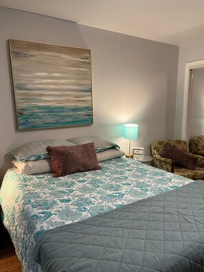 2 bedrooms, desk, iron/ironing board, free WiFi