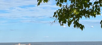 A  peaceful country retreat a block away from the beach,with beautiful sunsets. 