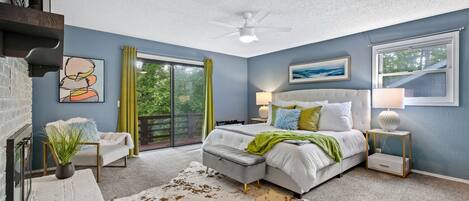 3 bedrooms, iron/ironing board, travel crib, free WiFi