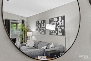 Smart-TV, Bücher
