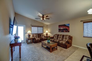 スマートテレビ、書斎 / ワークスペース、PC モニター、プリンター