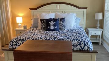 1 bedroom, bed sheets