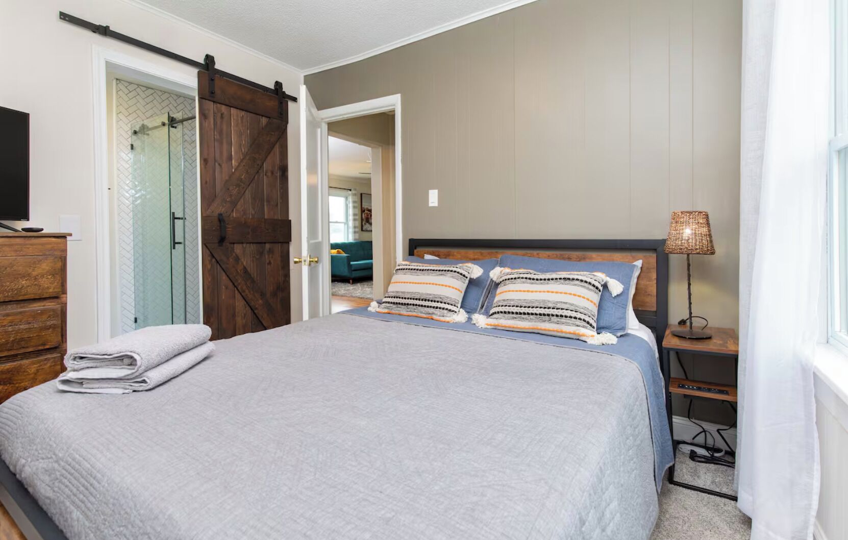 2 habitaciones, escritorio, cuna de viaje y wifi gratis 