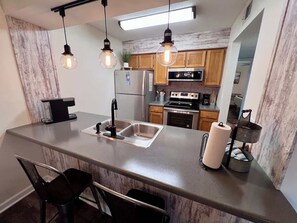 Fridge, microwave, oven, stovetop