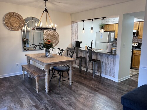 Just steps away from the Pools/Clubhouse/Golf/The Grill Restaurant 