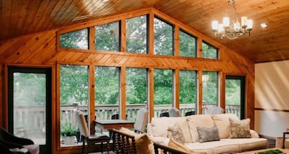 Sylvan Valley Lodge & Cellars