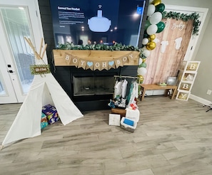 Interior - Lake Home with new pool and outdoor kitchen (Canyon Lake)