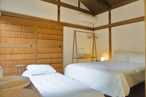 1 habitación, tabla de planchar con plancha, wifi gratis y ropa de cama 