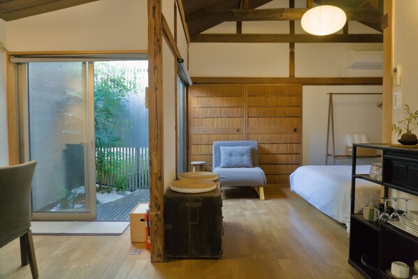 1 chambre, fer et planche à repasser, Wi-Fi gratuit, draps fournis