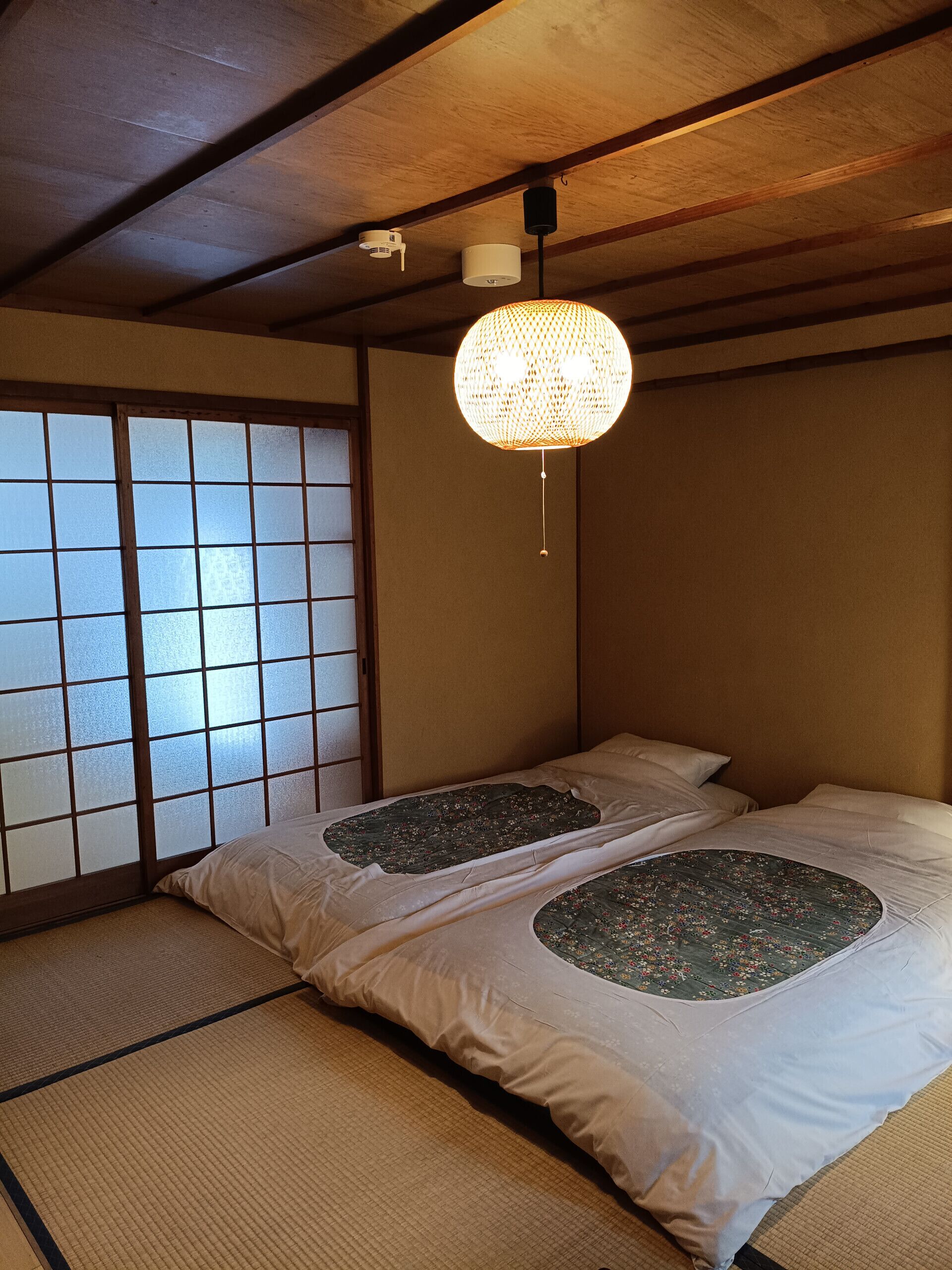 熨斗/熨衣板、免费 WiFi、床单