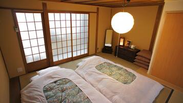 Iron/ironing board, free WiFi, bed sheets