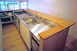 Fridge, microwave, coffee/tea maker, electric kettle