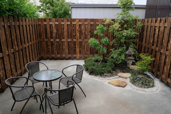 Rent Sakura Aburaya house in Takayama - Private garden