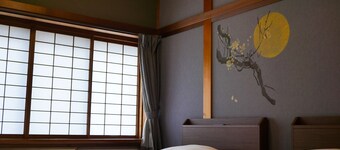 Temarian - Artsy Machiya near Higashi Chaya Geisha District