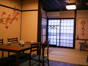 Dining - Temarian - Artsy Machiya near Higashi Chaya Geisha District (Kanazawa)