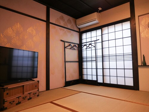 Temarian - Machiya estilo arty cerca del distrito Higashi Chaya de las Geishas