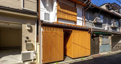Tsukinowacho - Exquisite Machiya in modernem Design