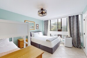 2 bedrooms, iron/ironing board, WiFi, bed sheets