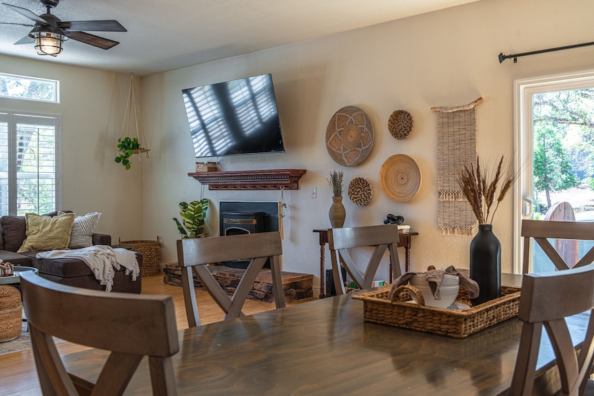 Comfy Home, 30 Min To Yosemite, Fenced In Yard, Game Room, Prof Decorated! - Groveland, CA