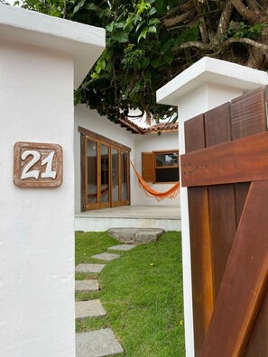 Exterior detail - Geribá Village House (Armação dos Búzios)