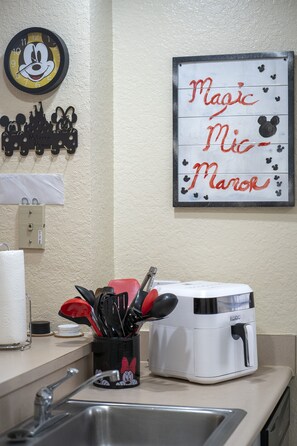 Interior - Book 5 nights get 6. ¡Family house near Disney! (Kissimmee)