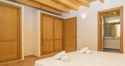 CAN MOREU - Townhouse with private pool and free WiFi.