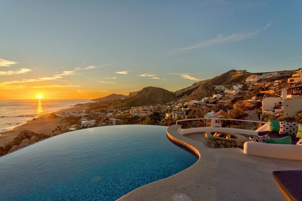 An infinity pool