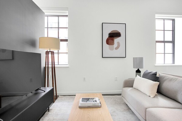 テレビ、ステレオ