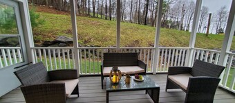 Slopeside View: Airy, Luxury Condo with Pool. Minutes from it all!