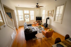 TV connectée, cheminée