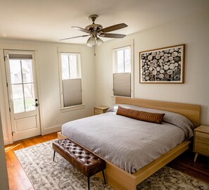 2 chambres, fer et planche à repasser, Wi-Fi gratuit, draps fournis