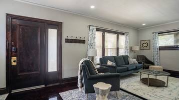 Téléviseur connecté, foyer