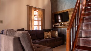 TV - 2M House - Piri Center (Pirenópolis)