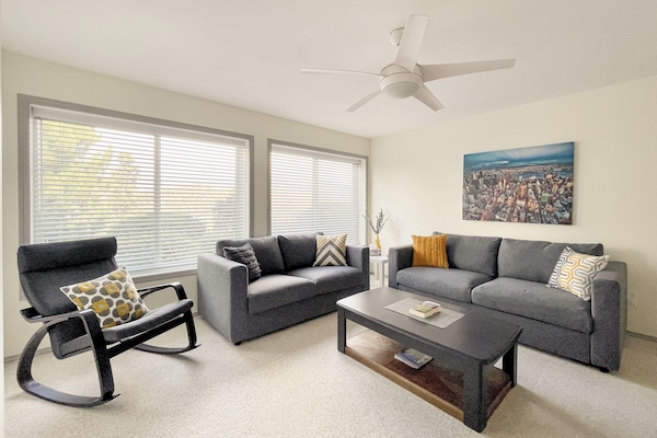 A pleasant place to socialize with games, books, TV with premium cable