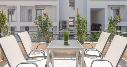 Adelos III Bloom Villa – 5BR 360m² - Sauna - Rooftop