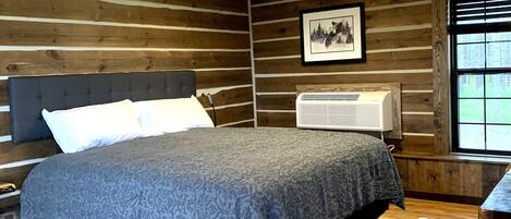 1 bedroom, desk, free WiFi, bed sheets