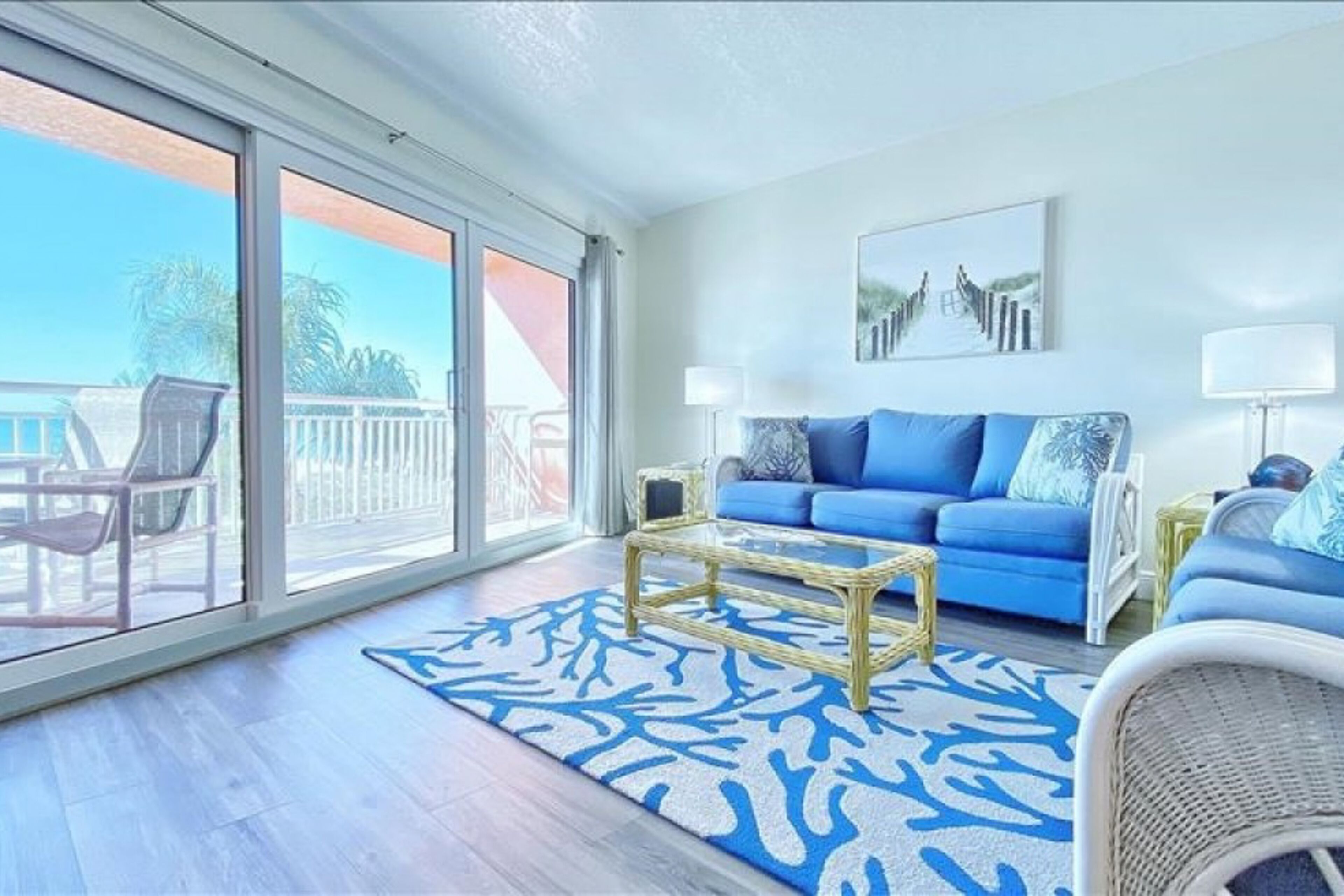 Beachfront condo w/brilliant views, private balcony, heated outdoor pool, W/D