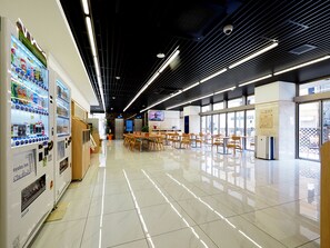 Lobby - Toyoko Inn Iseshi Eki (Ise)