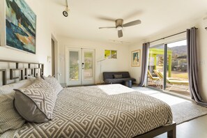 Room - Joshua Tree Dream Weaver a chic home on 5 private acres (Joshua Tree)