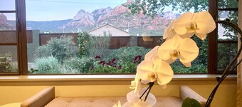 Perfect Uptown house! Walk Everywhere! Great Views! Private #3 bed/bath @ casita