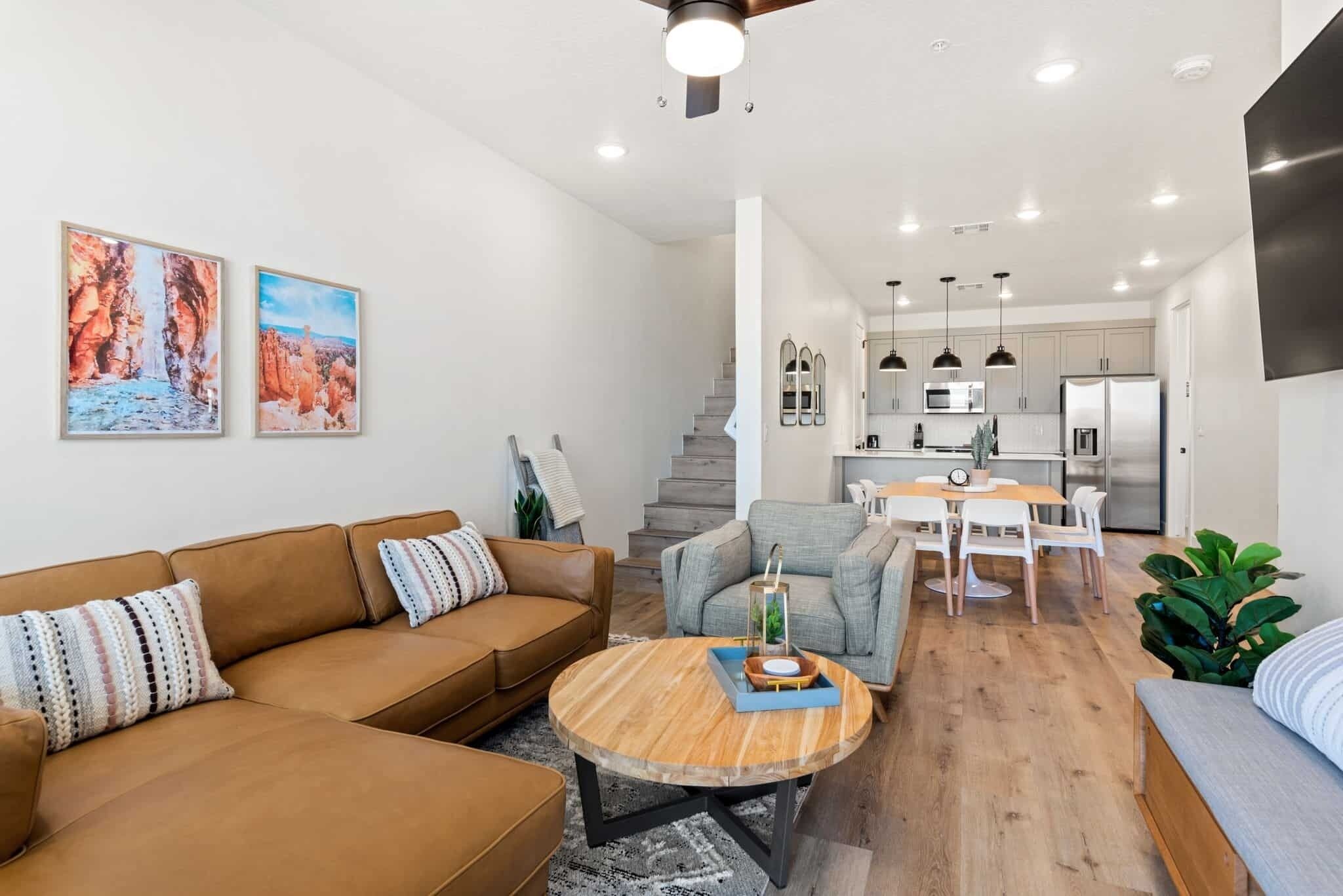Condo, 3 Bedrooms | Living area