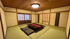 Cottage Basic | 3 camere, Wi-Fi gratuito, lenzuola