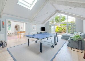 Cottage | Games room